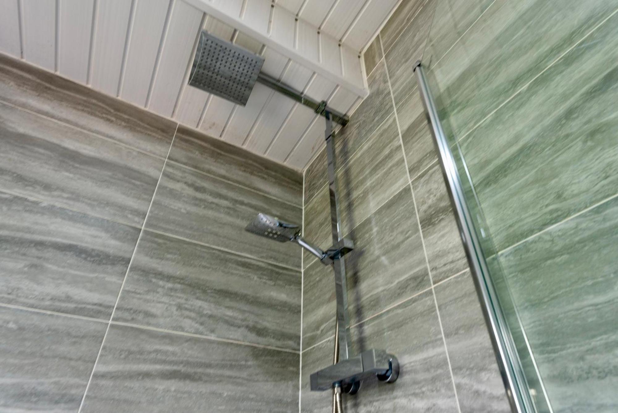 Single Room In Brand New 5 Bedroom Home BW Room 2 Солихалл Экстерьер фото